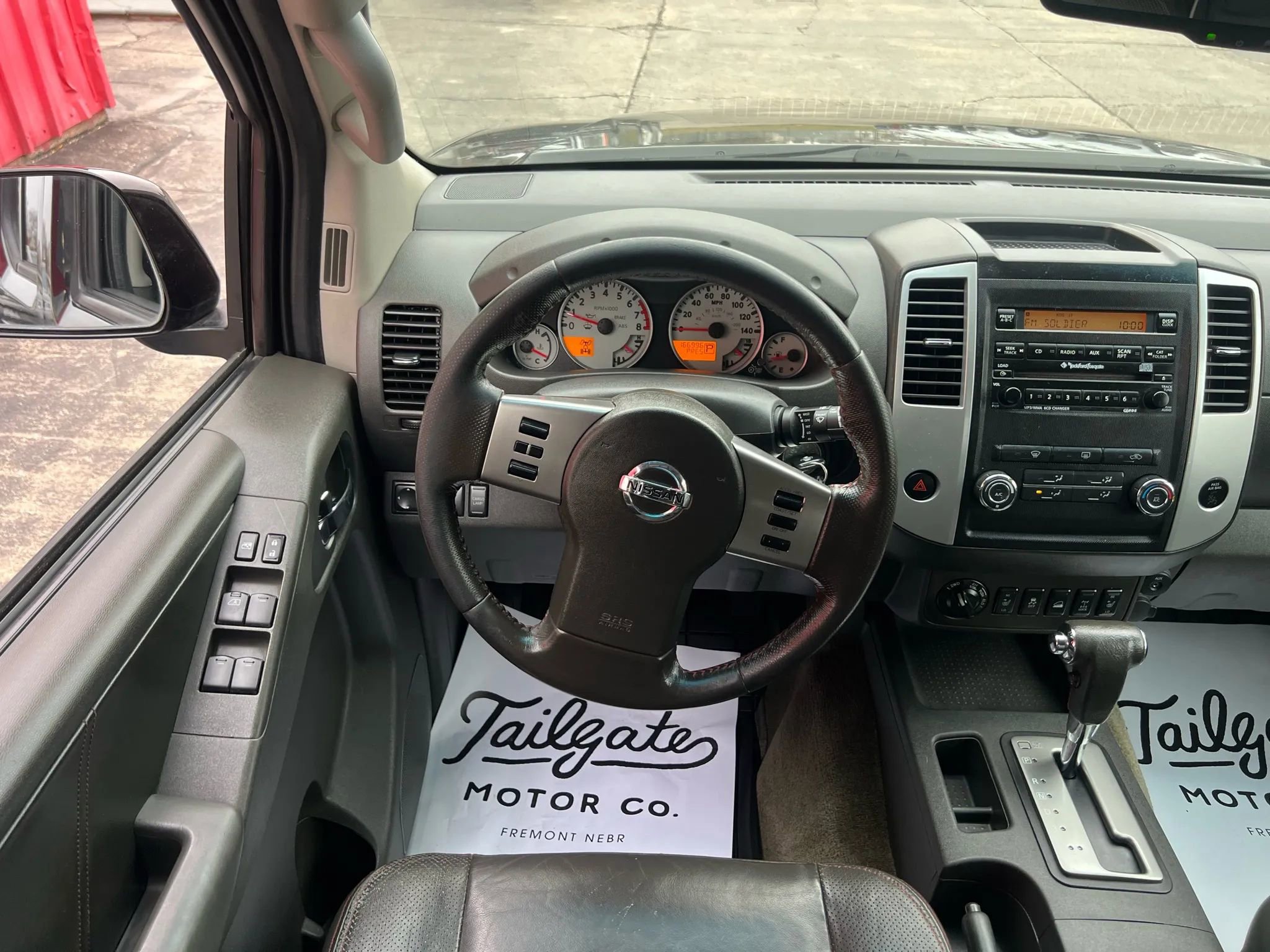 Used 2012 Nissan Frontier PRO-4X w/ Pro-4x Luxury Pkg image 19