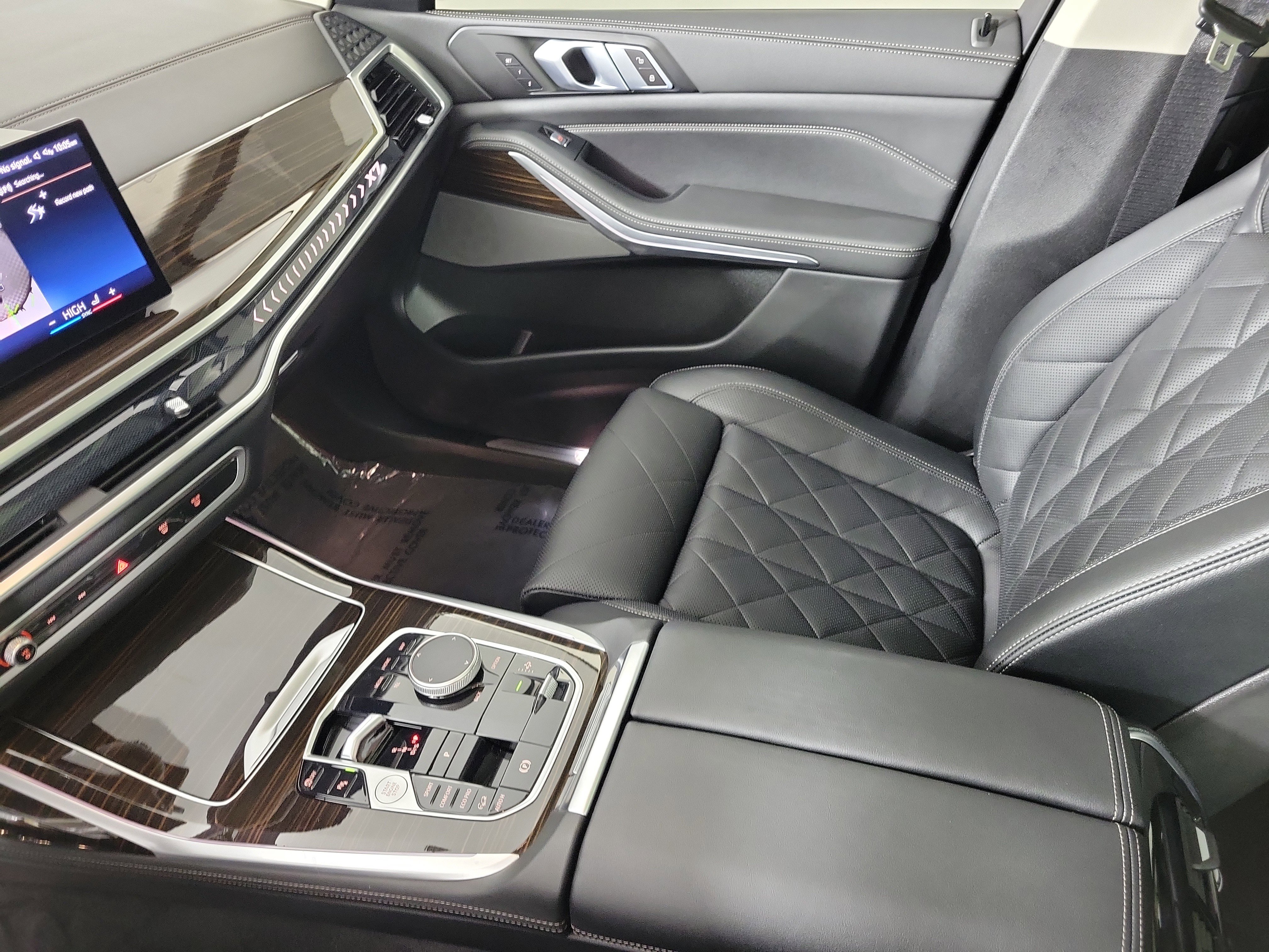 Certified 2024 BMW X7 xDrive40i image 23