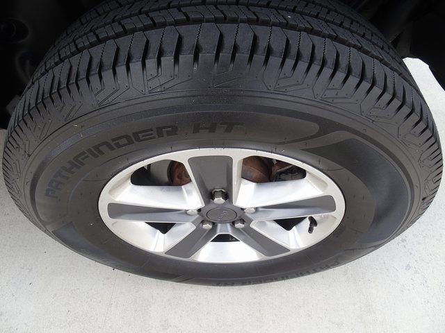 Used 2020 Jeep Wrangler Unlimited Sahara image 10