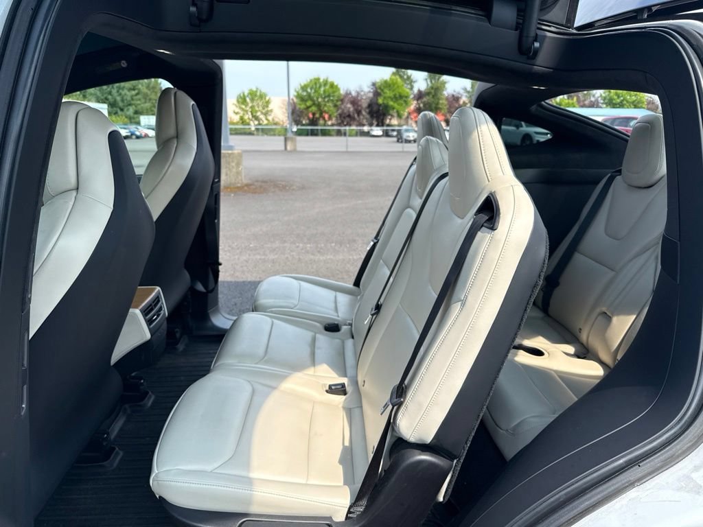 Used 2019 Tesla Model X Long Range AWD/4WD image 18