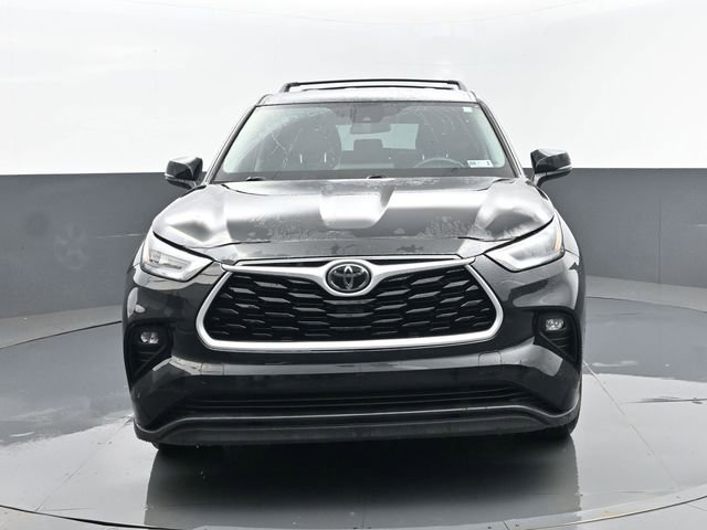 Used 2020 Toyota Highlander LE image 24