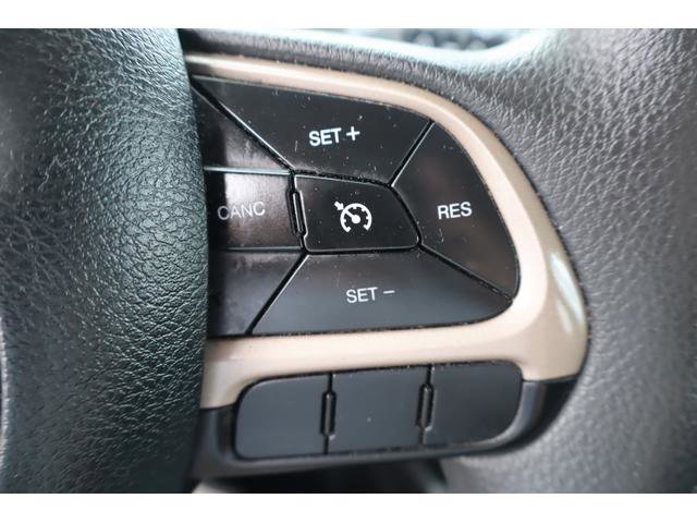 Used 2017 Jeep Renegade Sport w/ Power & Air Group FWD image 13