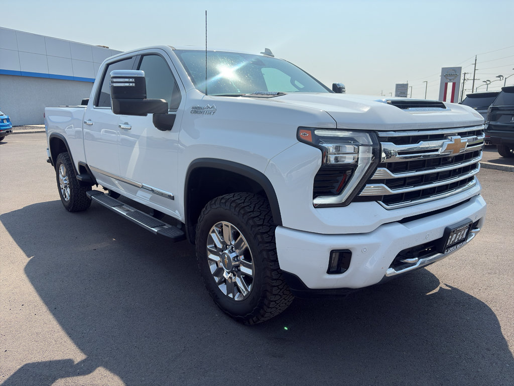 Used 2024 Chevrolet Silverado 3500 High Country w/ High Country Premium Package AWD/4WD image 22