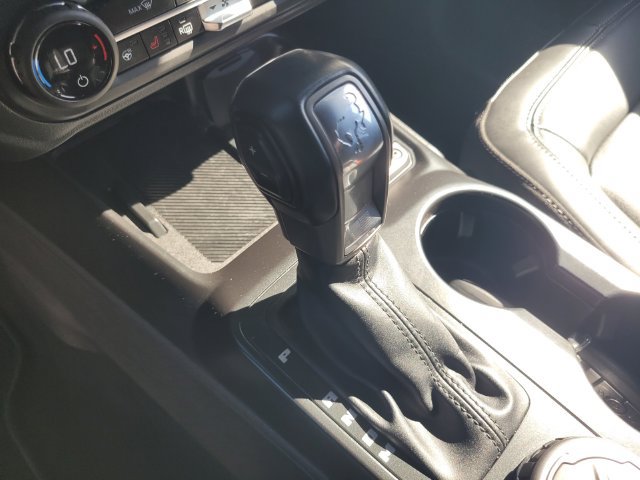 Certified 2025 Ford Bronco Outer Banks AWD/4WD image 18