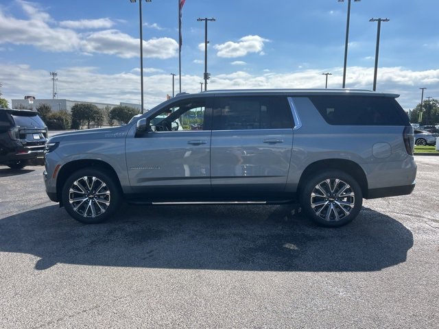 New 2026 Chevrolet Suburban High Country w/ Sun And Tow Package image 6