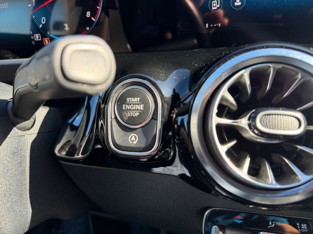 Used 2023 Mercedes-Benz GLA 250 4MATIC image 17