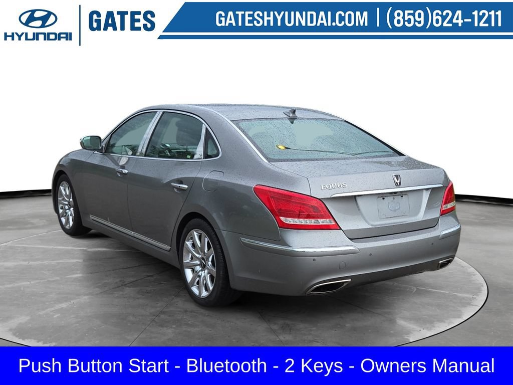 Used 2011 Hyundai Equus Signature RWD image 7