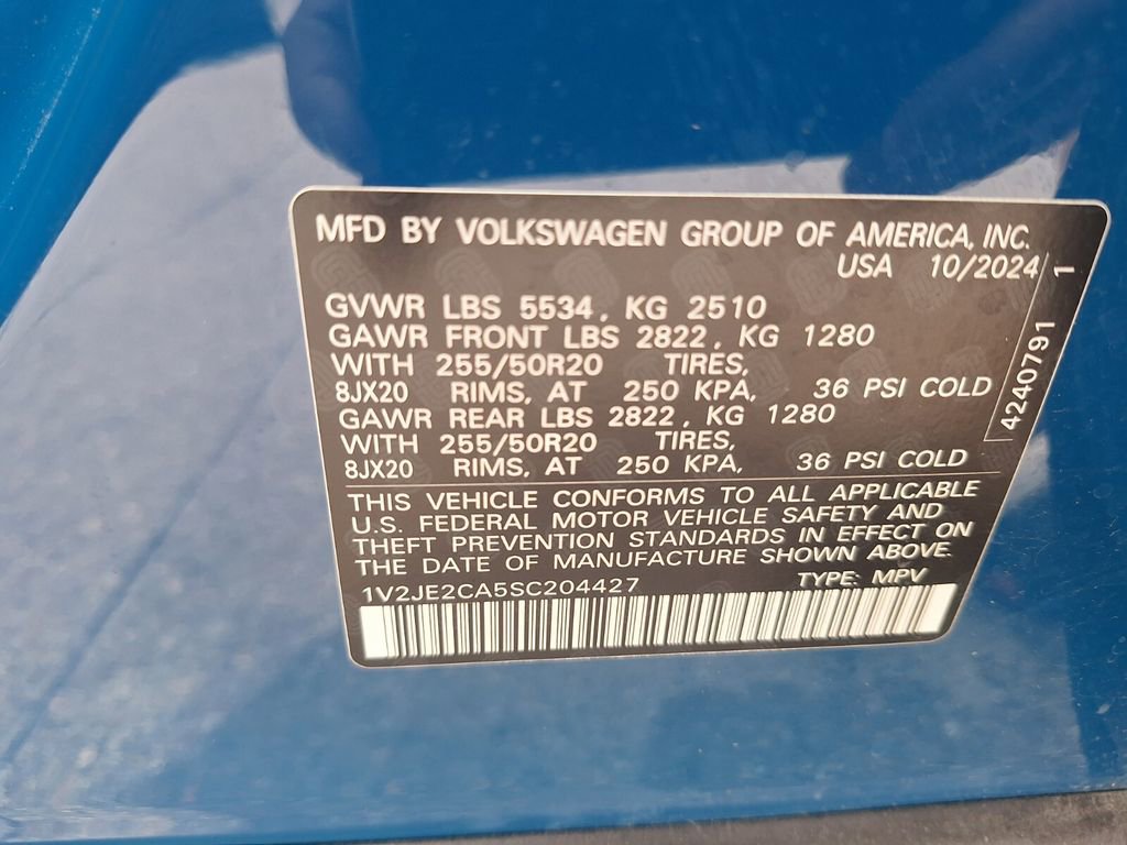 Used 2025 Volkswagen Atlas Cross Sport SE image 33