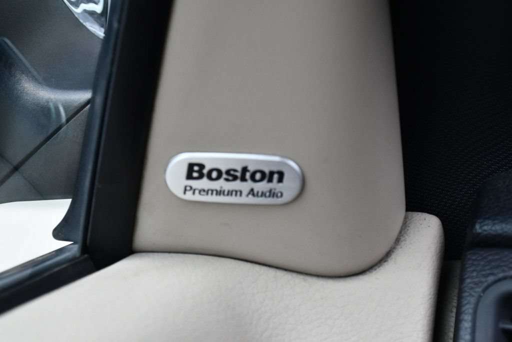 Used 2012 Chrysler 200 Limited FWD image 67