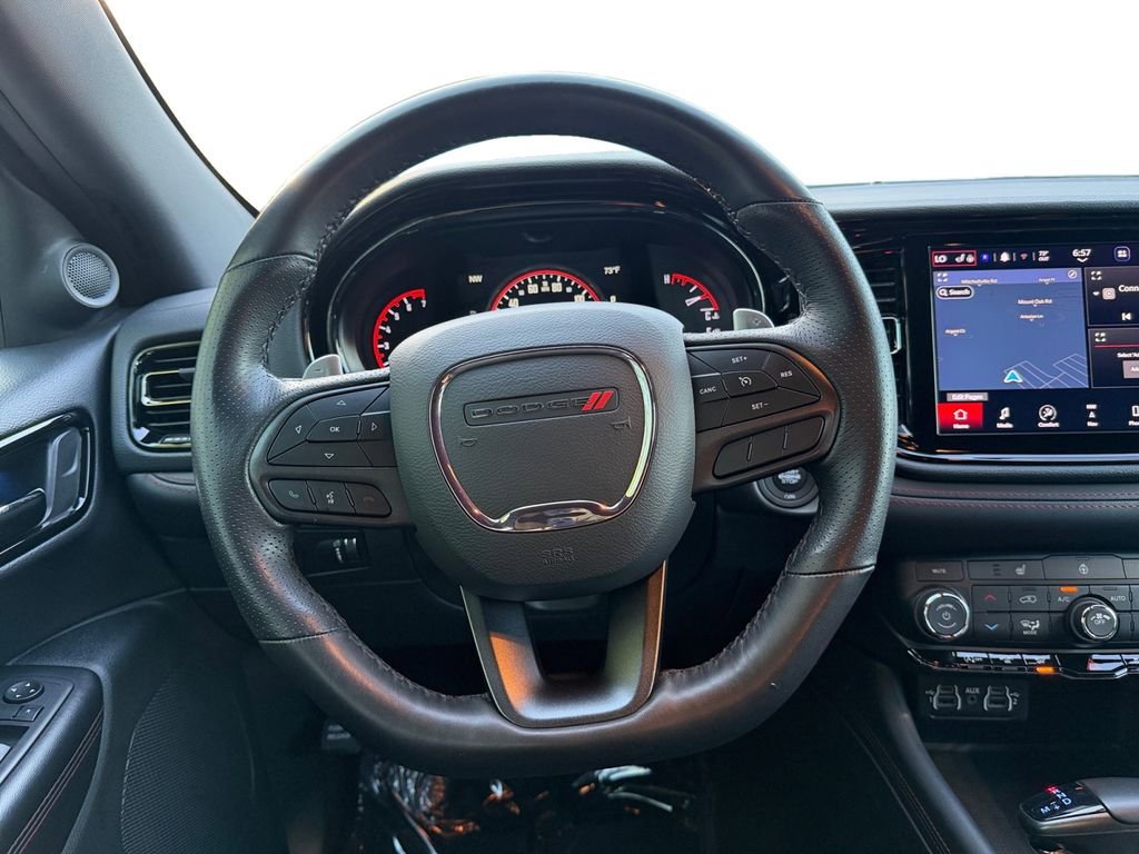 Used 2025 Dodge Durango GT AWD/4WD image 12
