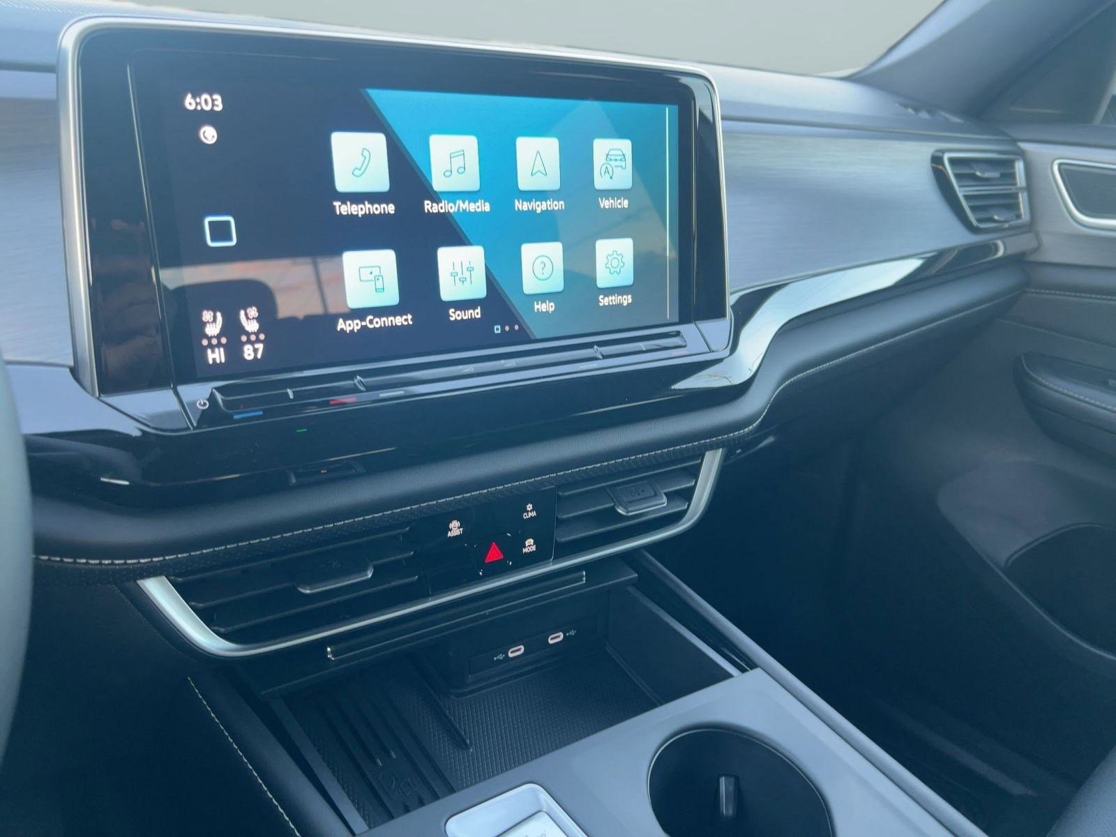 New 2026 Volkswagen Atlas Cross Sport SE image 24