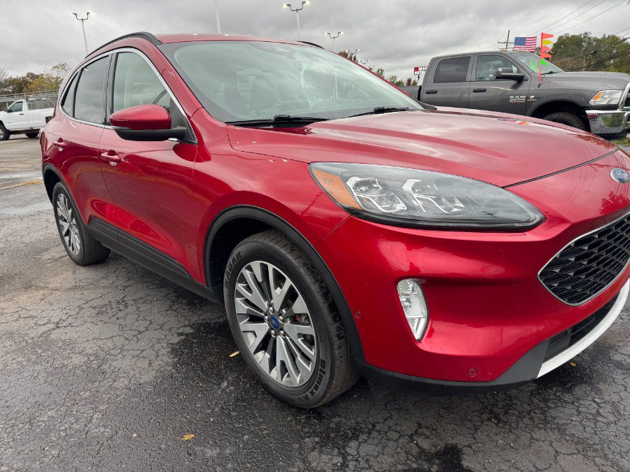 Used 2020 Ford Escape Titanium AWD/4WD image 12