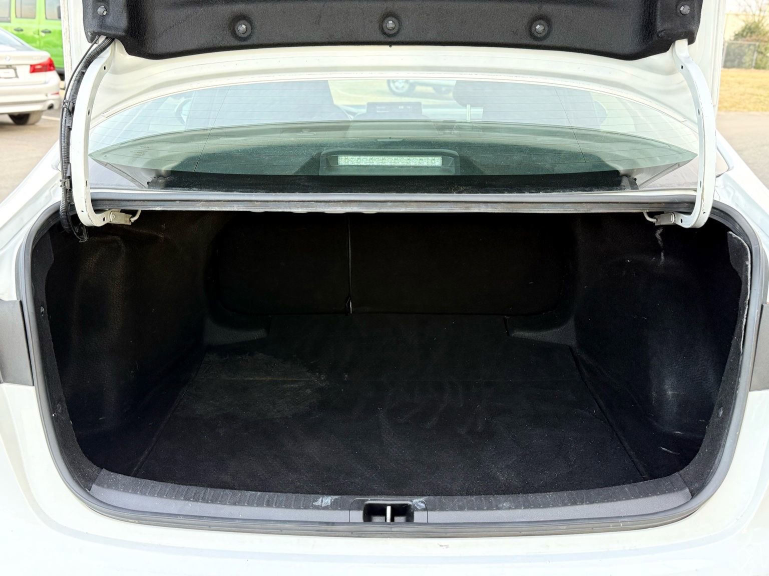 Used 2021 Toyota Corolla LE image 42