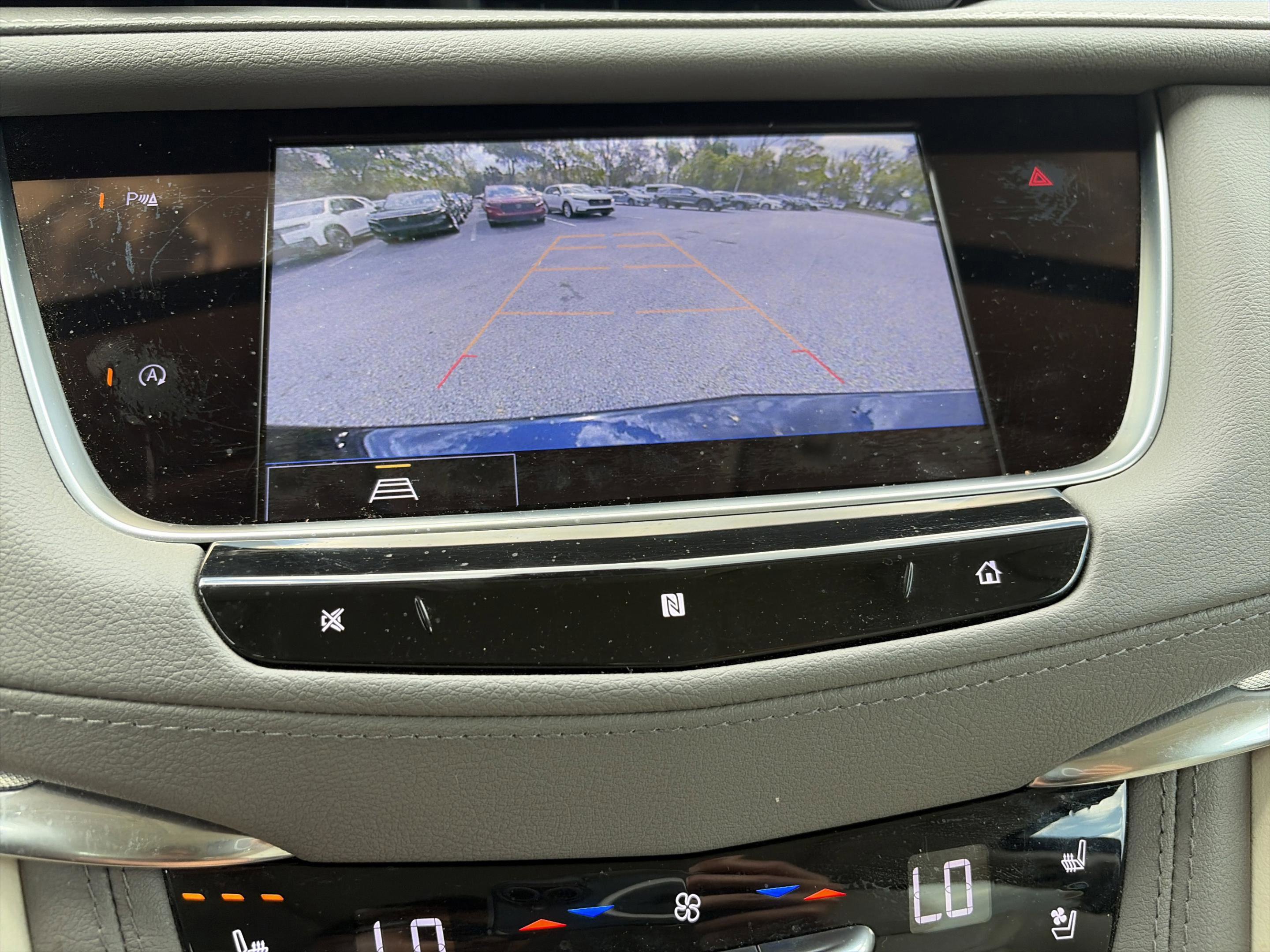 Used 2021 Cadillac XT5 Premium Luxury image 27