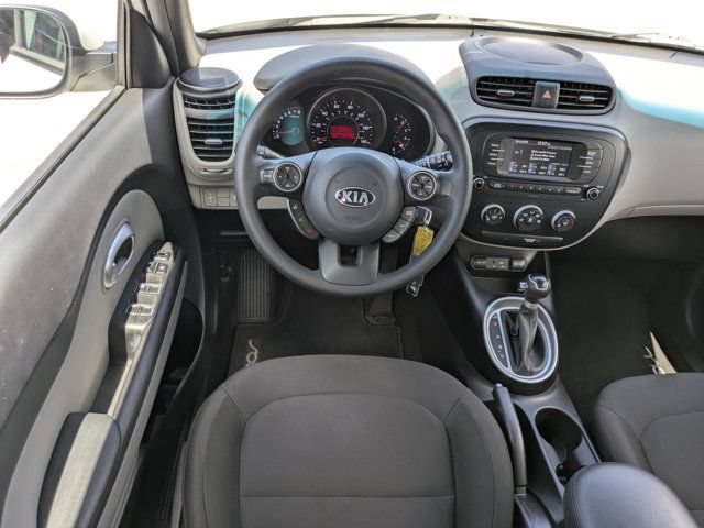 Used 2018 Kia Soul FWD image 15