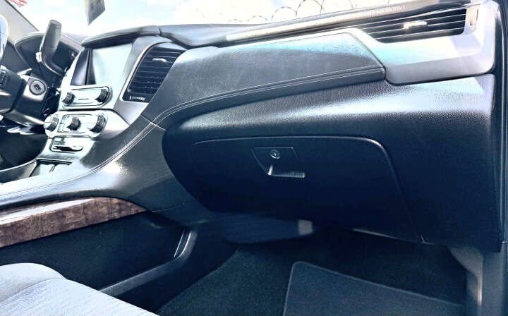 Used 2017 Chevrolet Tahoe LS w/ All-Season Package image 19