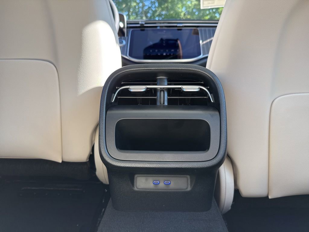 New 2026 Mercedes-Benz E 350 4MATIC Sedan image 20