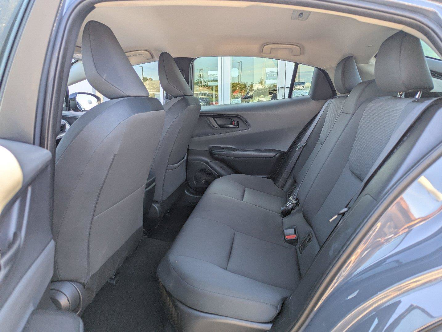 Used 2025 Toyota Prius LE FWD image 26