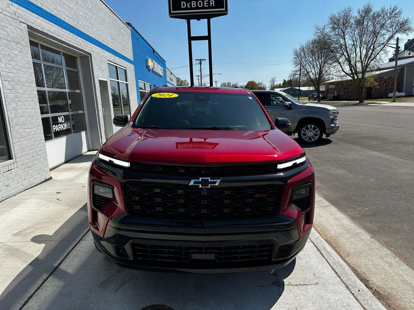 Used 2024 Chevrolet Traverse RS w/ LPO, Floor Liner Package image 7