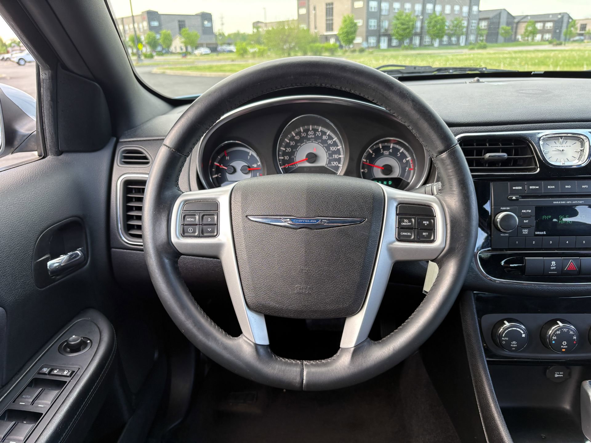 Used 2013 Chrysler 200 Touring image 21