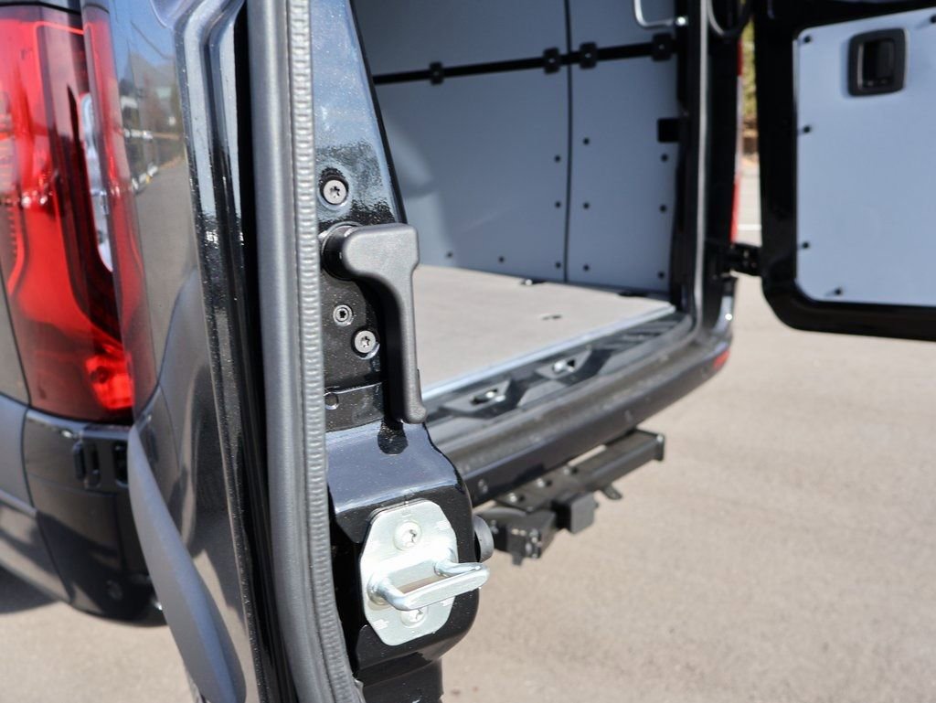 New 2026 Mercedes-Benz Sprinter 2500 image 24