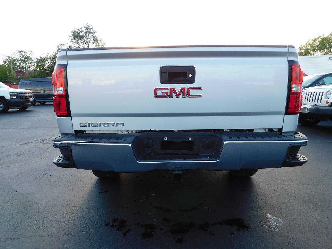 Used 2017 GMC Sierra 1500 4x4 Regular Cab w/ Snow Plow Prep Package image 9