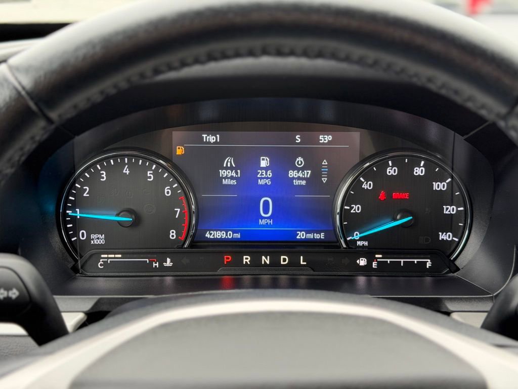 Used 2022 Ford Explorer XLT w/ Equipment Group 202A image 16