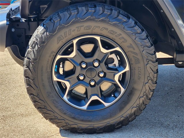 Used 2022 Jeep Wrangler Unlimited Rubicon 4xe w/ Cold Weather Group image 10