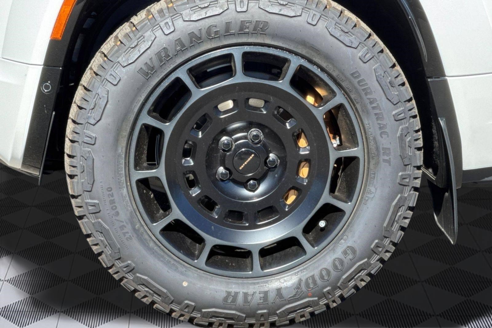 New 2026 Land Rover Defender 110 OCTA AWD/4WD image 13