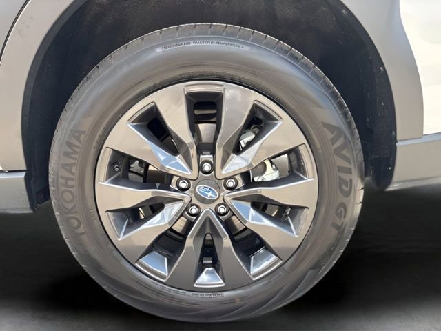 Certified 2025 Subaru Outback Onyx Edition AWD/4WD image 10