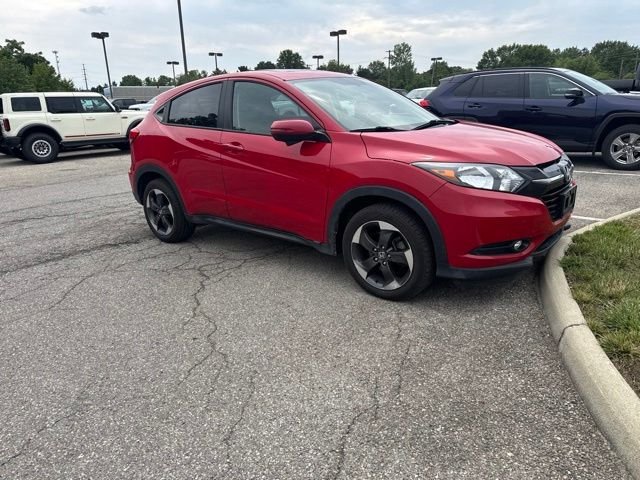 Used 2018 Honda HR-V EX image 2