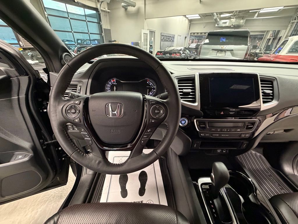 Used 2018 Honda Ridgeline Black Edition image 11