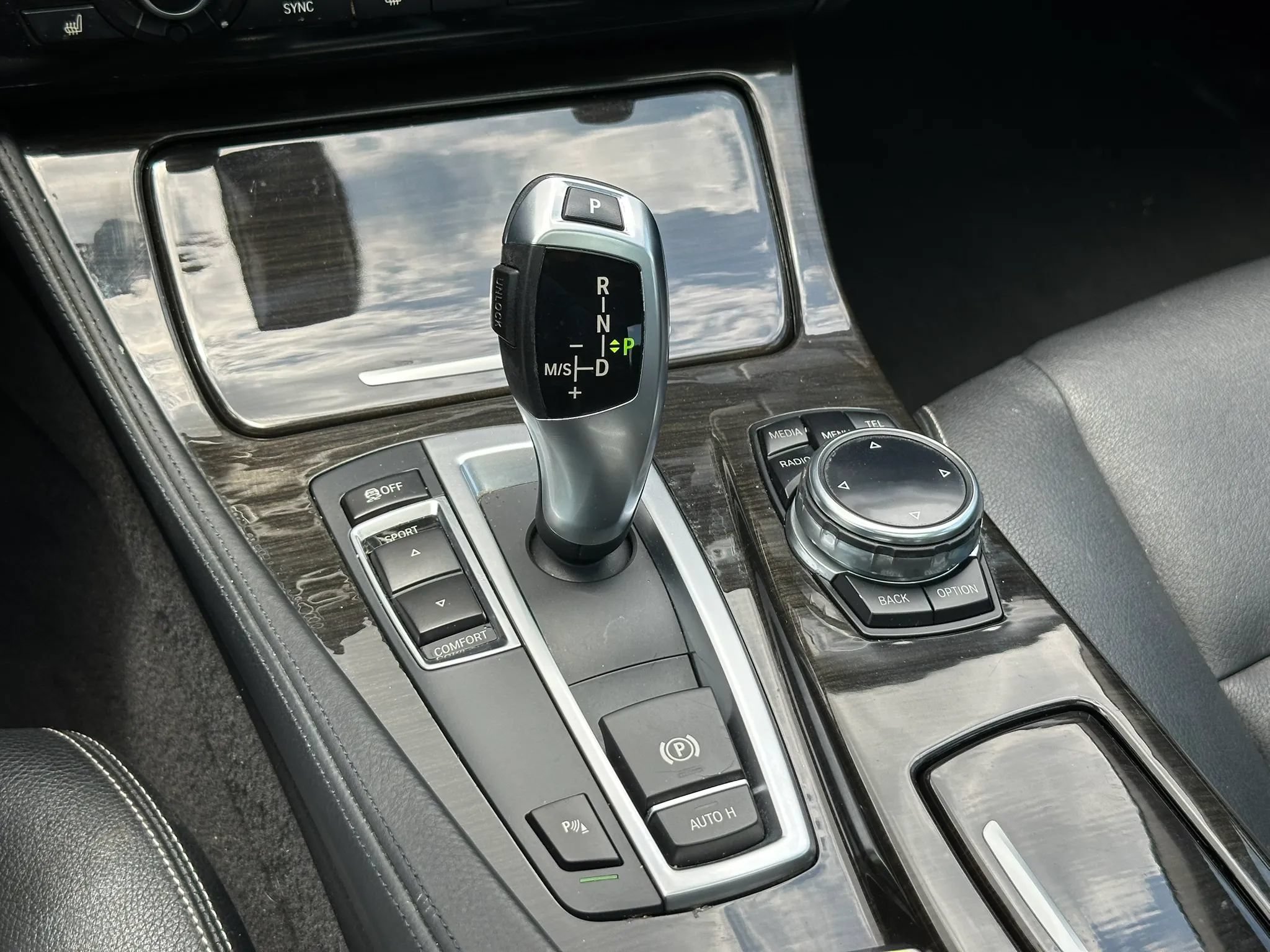 Used 2014 BMW 535d Sedan RWD image 34
