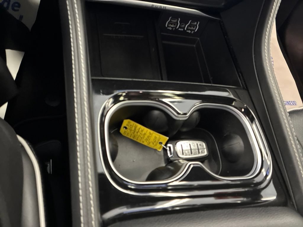 Used 2023 Chrysler Pacifica Limited w/ S Appearance Package FWD image 61