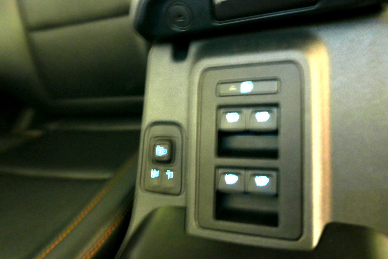 Used 2021 Ford Bronco Badlands image 29