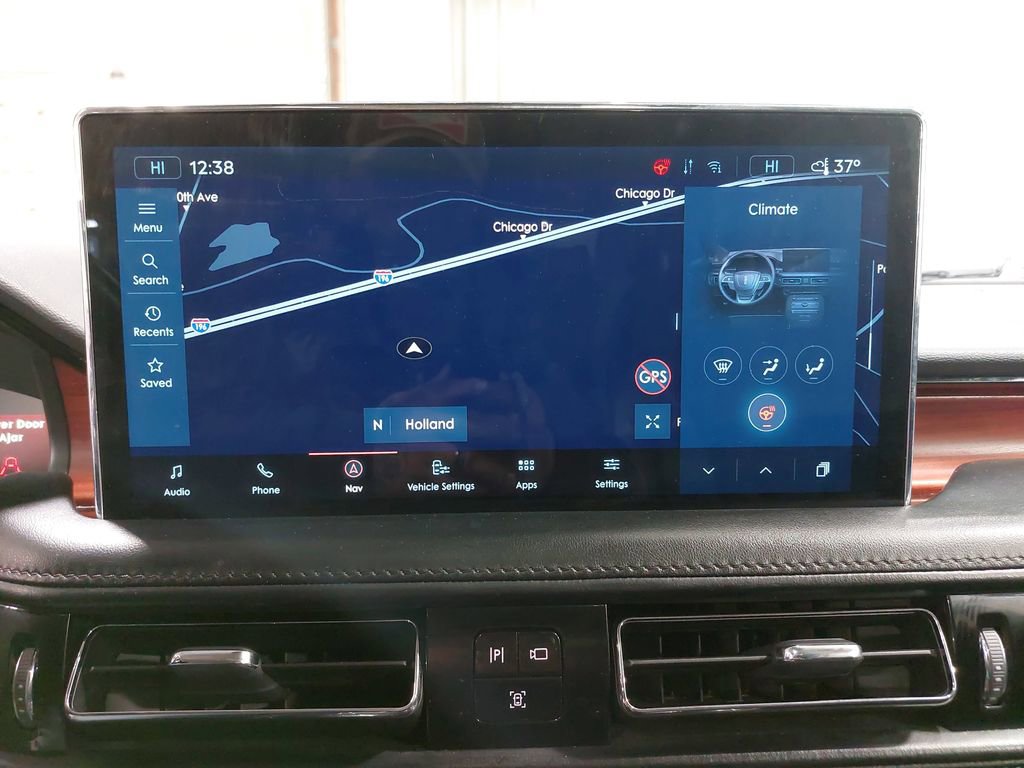 Used 2022 Lincoln Nautilus Reserve w/ Monochromatic Package image 24