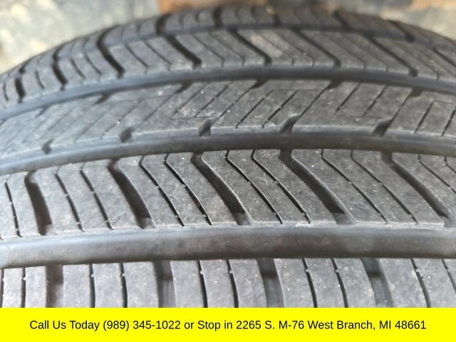 Used 2009 Pontiac Torrent AWD w/ Preferred Package image 9
