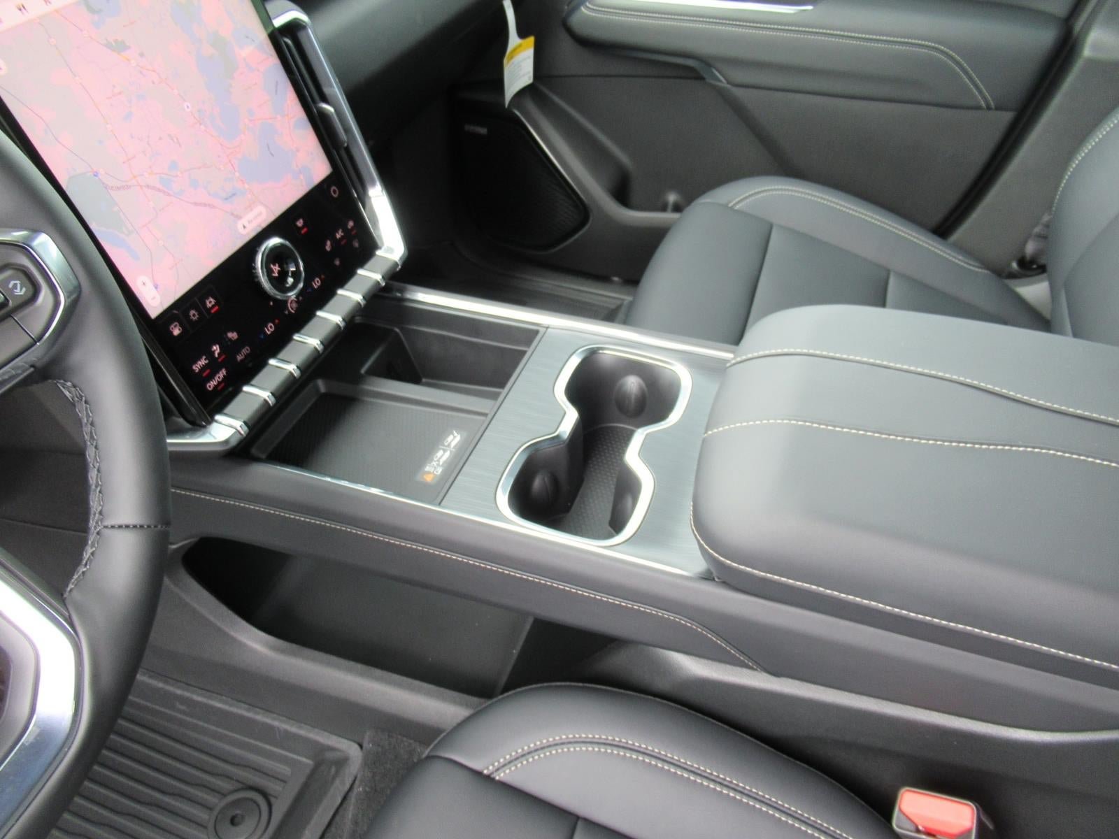 New 2027 GMC Acadia Elevation w/ Elevation Premium Package FWD image 17