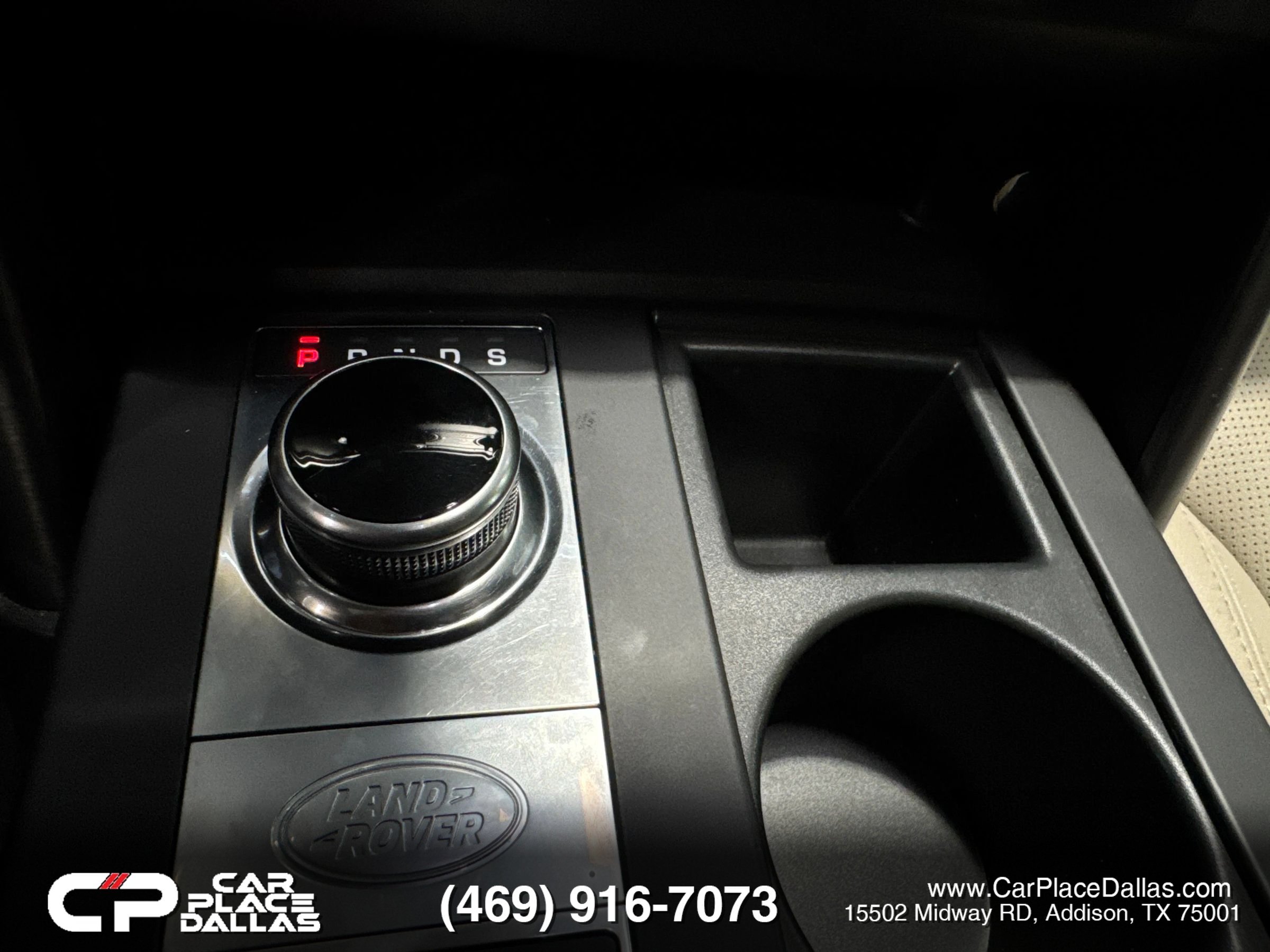Used 2020 Land Rover Discovery Landmark AWD/4WD image 32