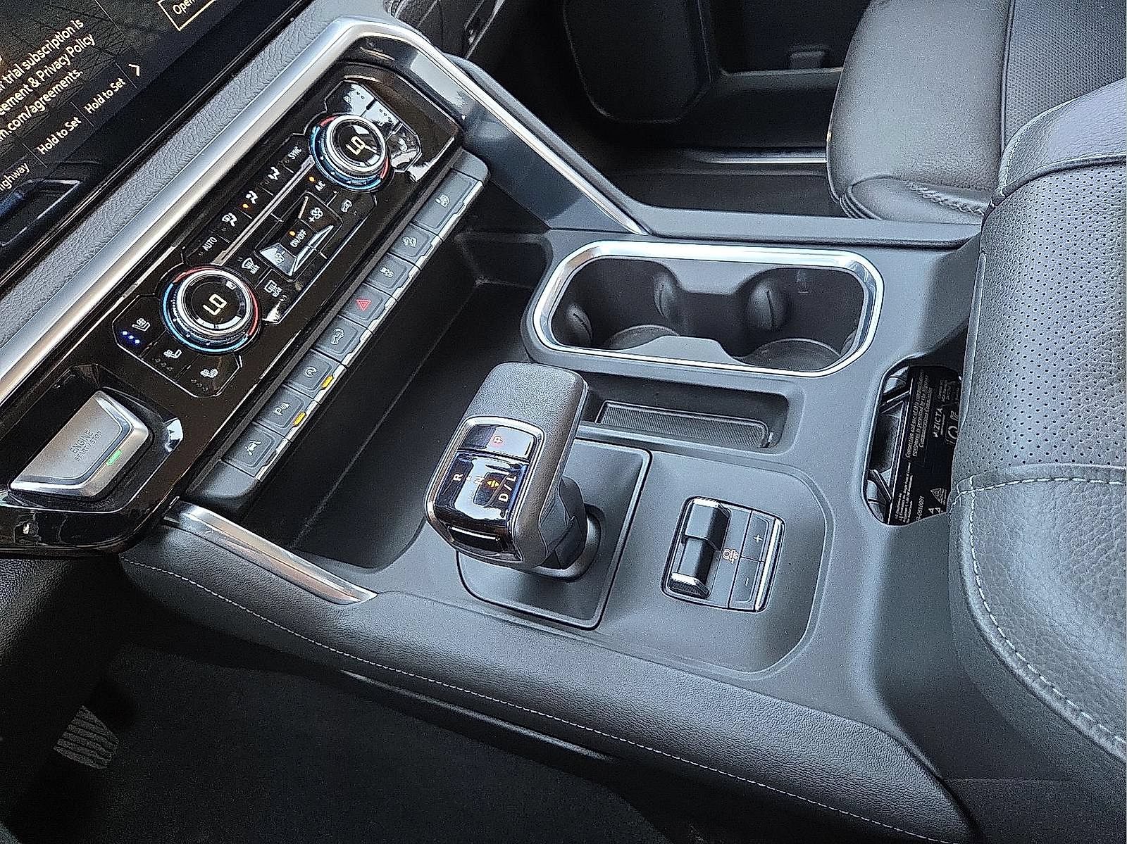 Used 2022 GMC Sierra 1500 Denali AWD/4WD image 19