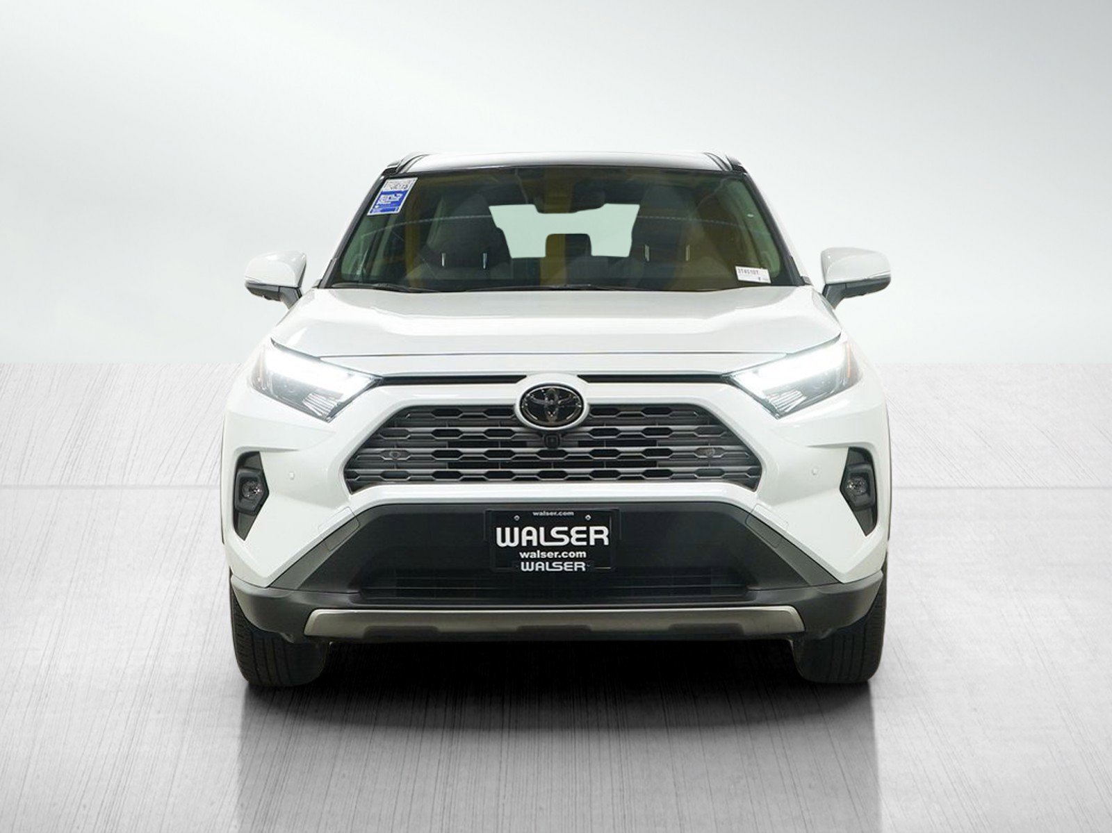 Used 2025 Toyota RAV4 Limited w/ Advanced Technology Package AWD/4WD image 8