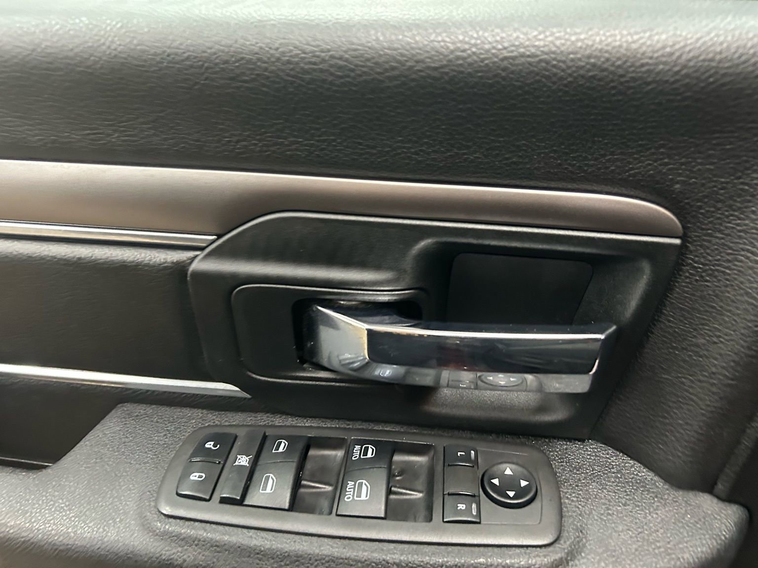 Certified 2024 RAM 1500 Classic Warlock image 13