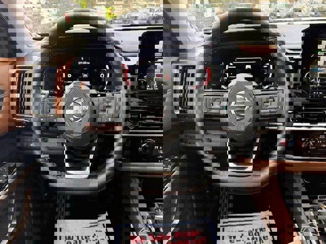 New 2025 Nissan Pathfinder Platinum w/ Cargo Package image 24