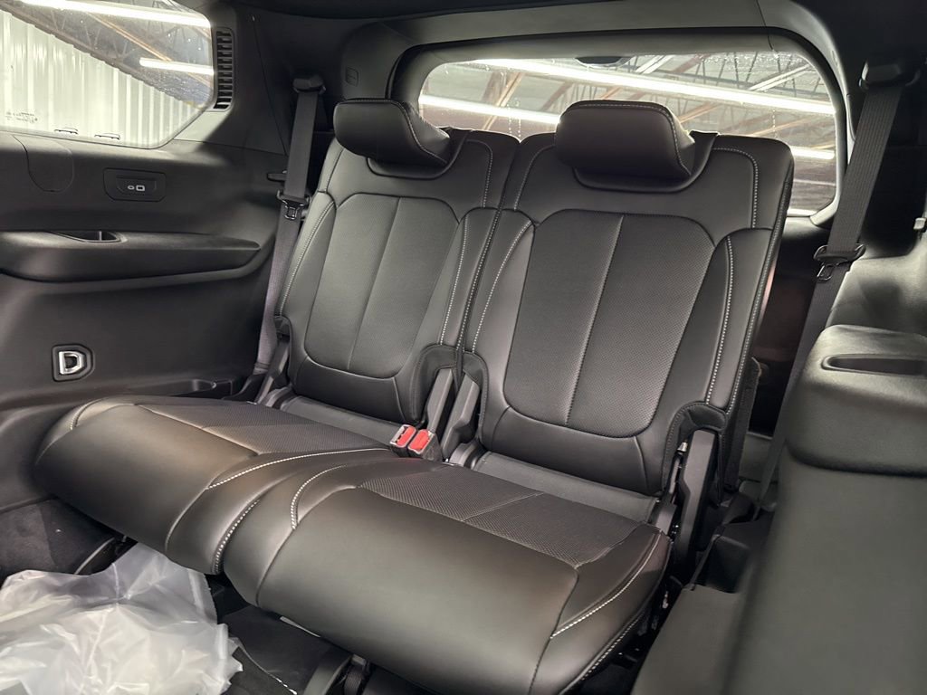 New 2025 Jeep Grand Cherokee L Limited w/ Luxury Tech Group II image 12