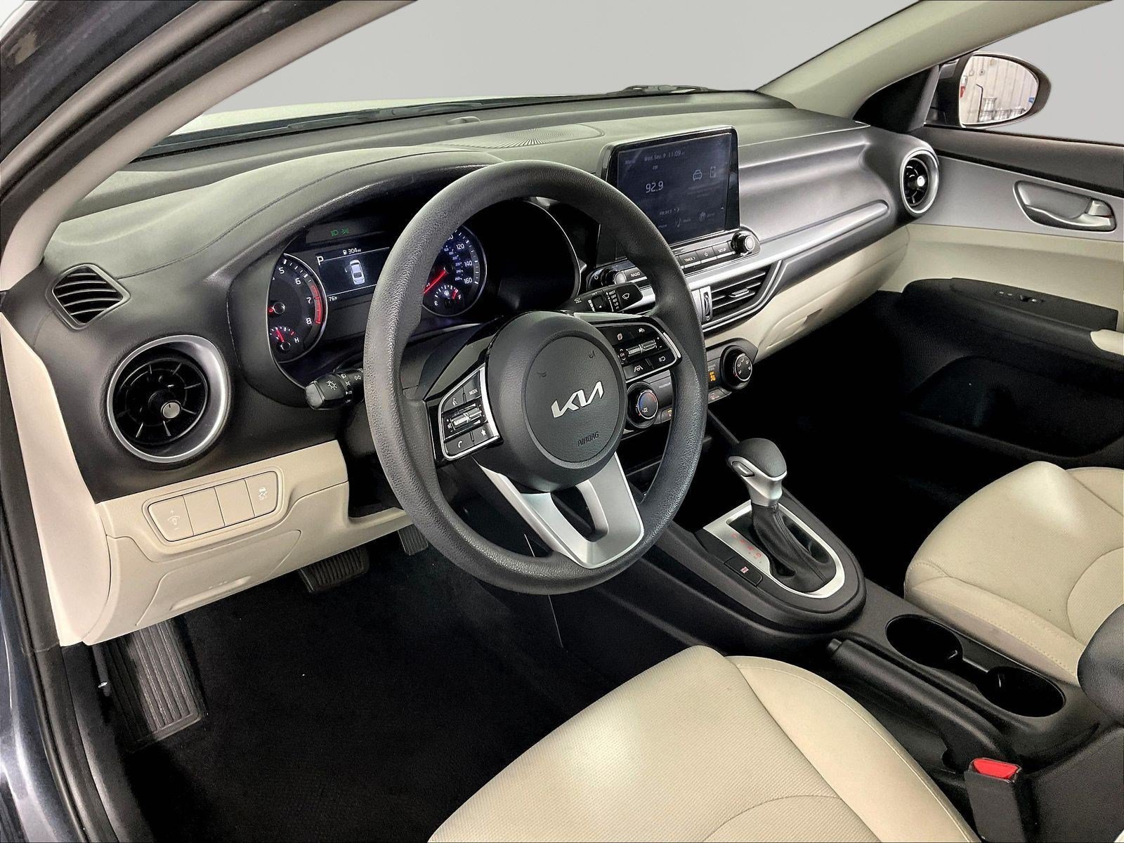 Used 2023 Kia Forte LXS FWD image 16