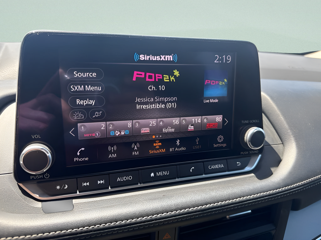 Used 2024 Nissan Rogue SV AWD/4WD image 18