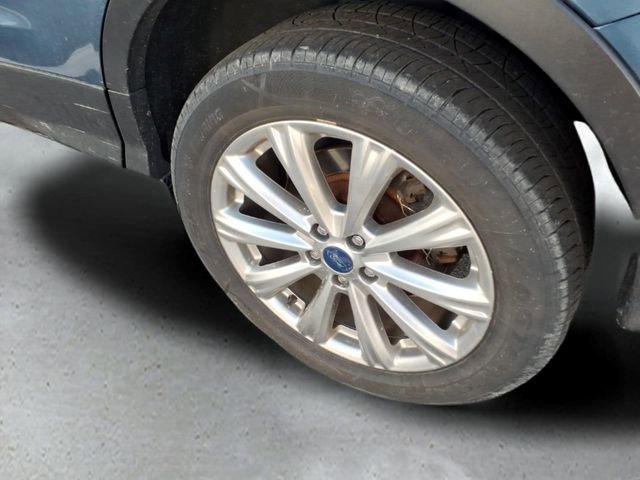 Used 2018 Ford Escape Titanium image 17