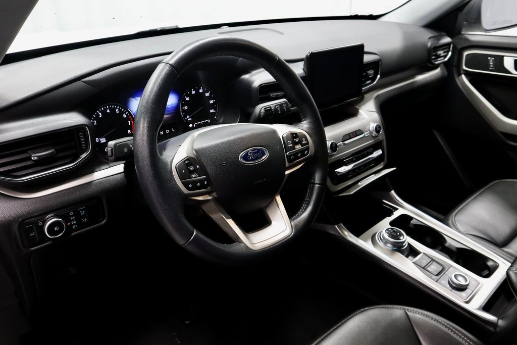 Certified 2024 Ford Explorer XLT w/ Equipment Group 202A image 26