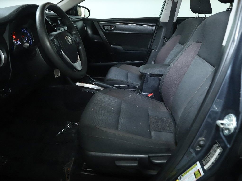 Used 2019 Toyota Corolla LE FWD image 19