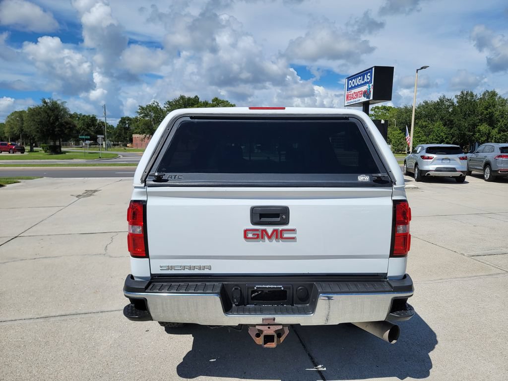 Used 2016 GMC Sierra 2500 4x4 Crew Cab w/ Sierra Convenience Package image 4